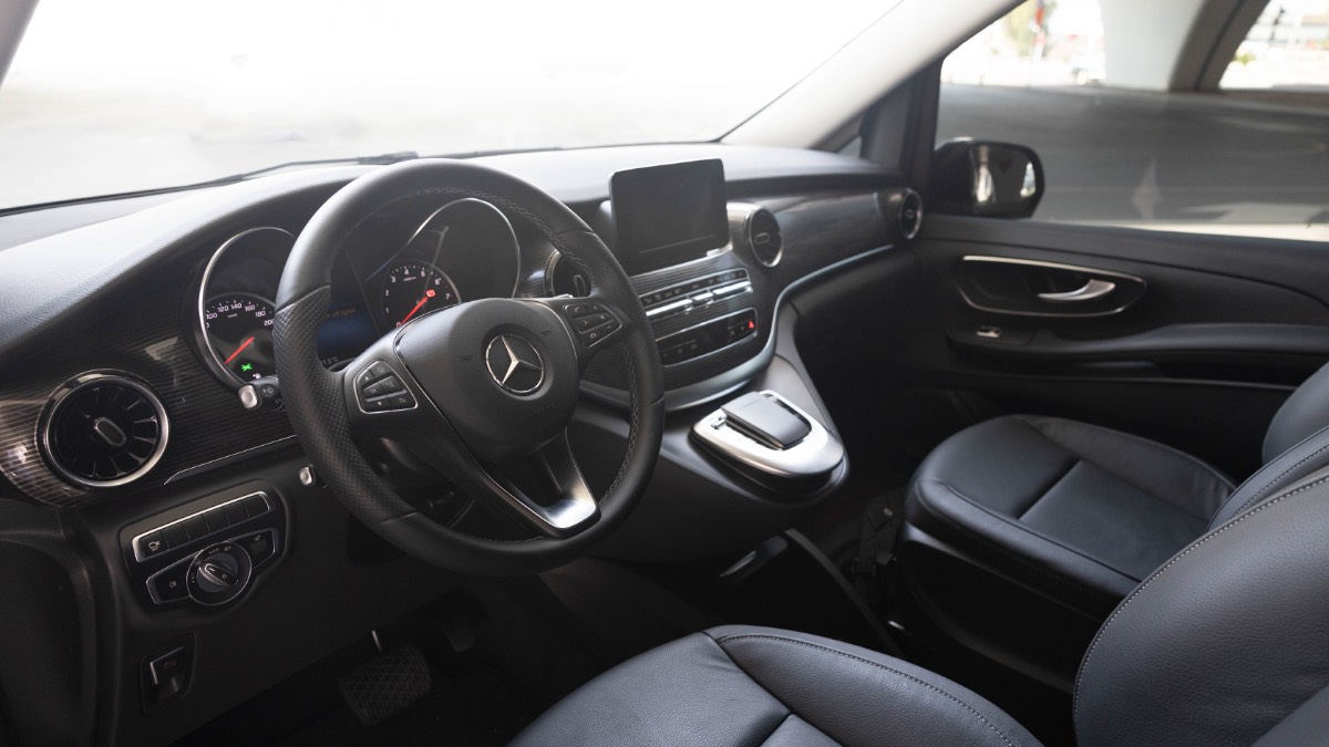 Mercedes-Benz V-Class photo 7