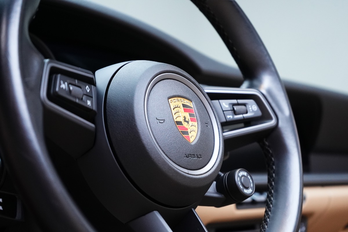 Porsche 911 photo 7