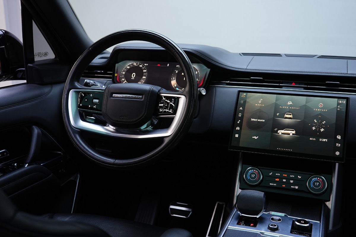 Land Rover Range Rover photo 7