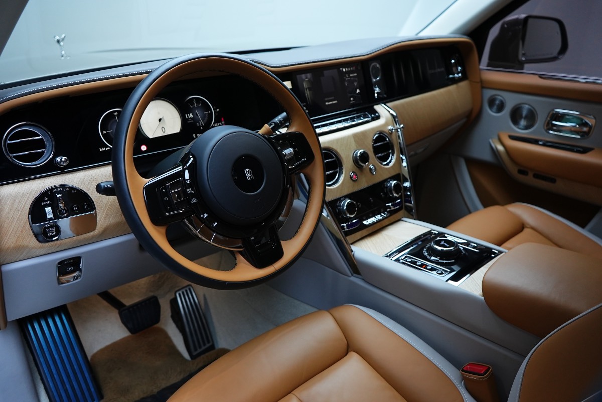 Rolls-Royce Cullinan photo 6
