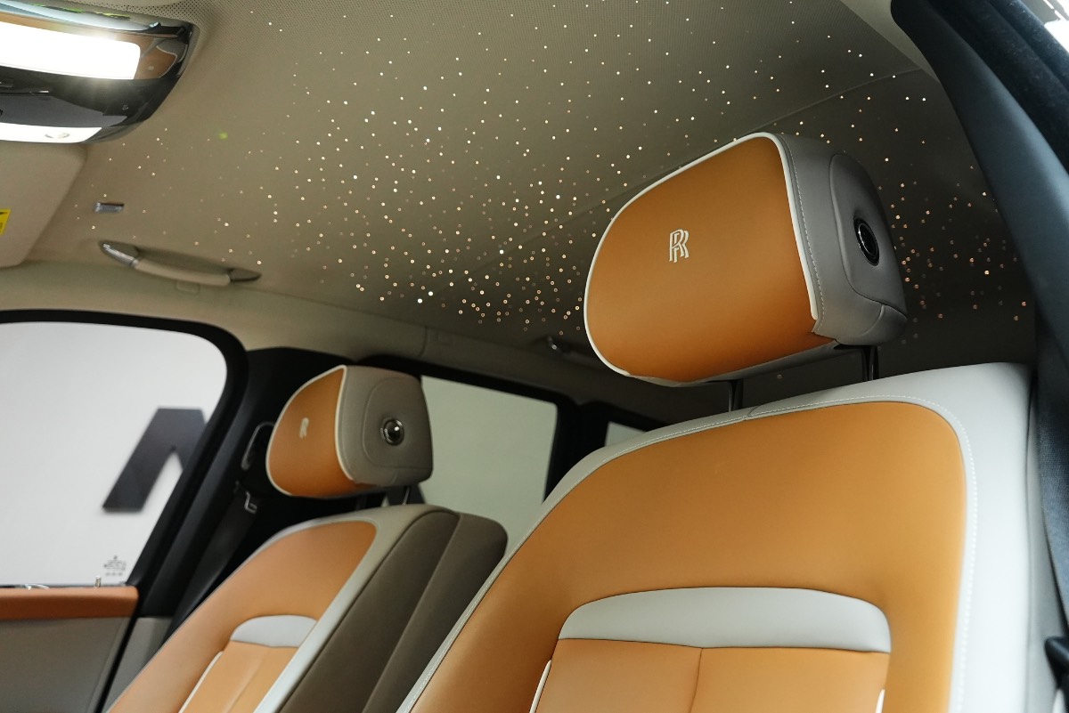 Rolls-Royce Cullinan photo 7