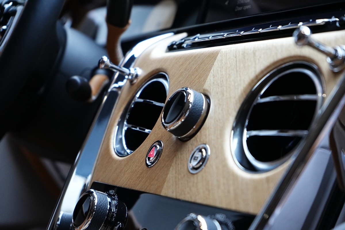 Rolls-Royce Cullinan photo 9