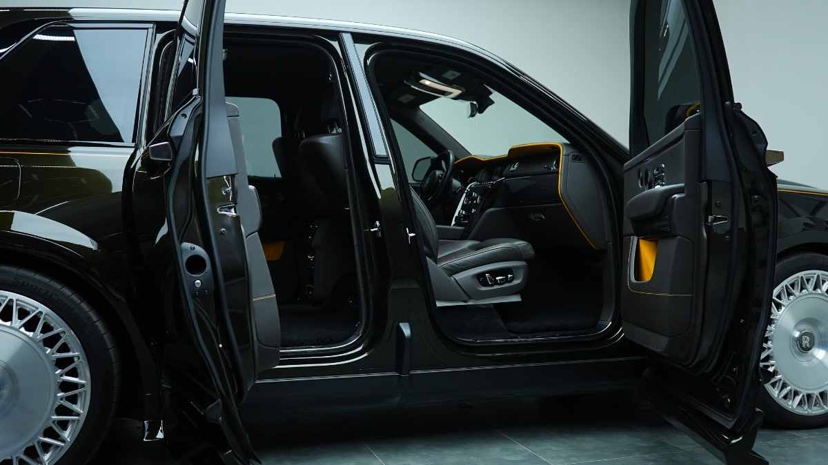 Rolls-Royce Cullinan photo 6