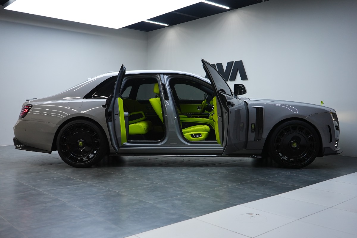 Rolls-Royce Ghost photo 4