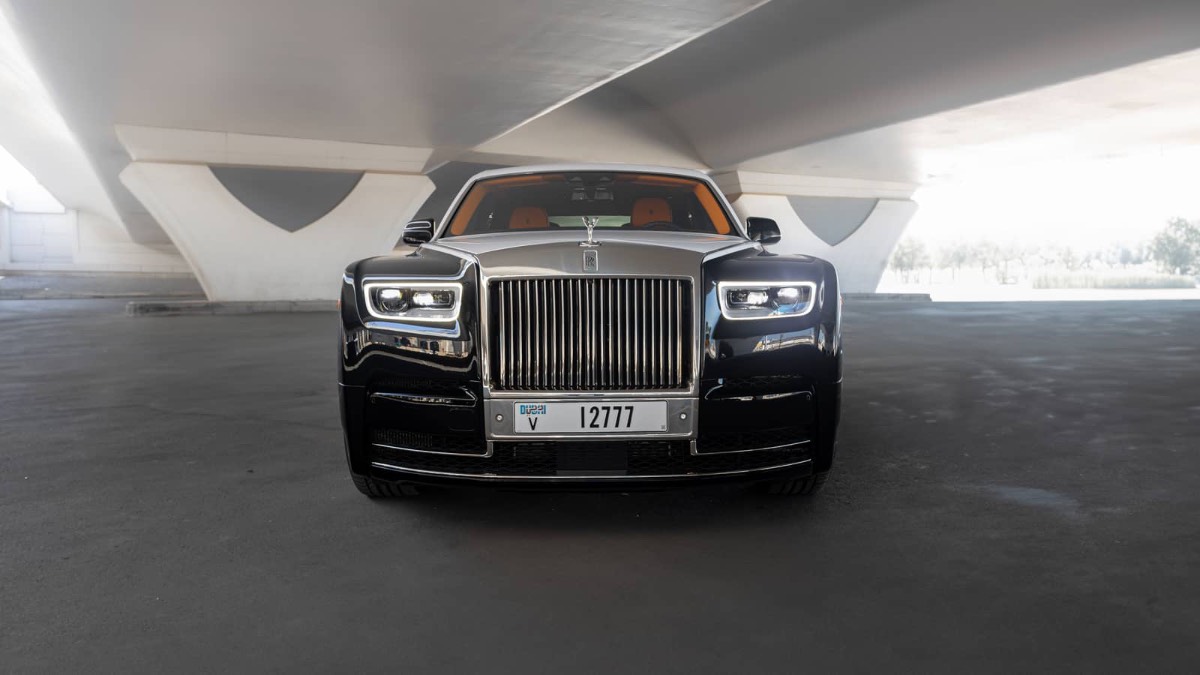Rolls-Royce Phantom photo 2
