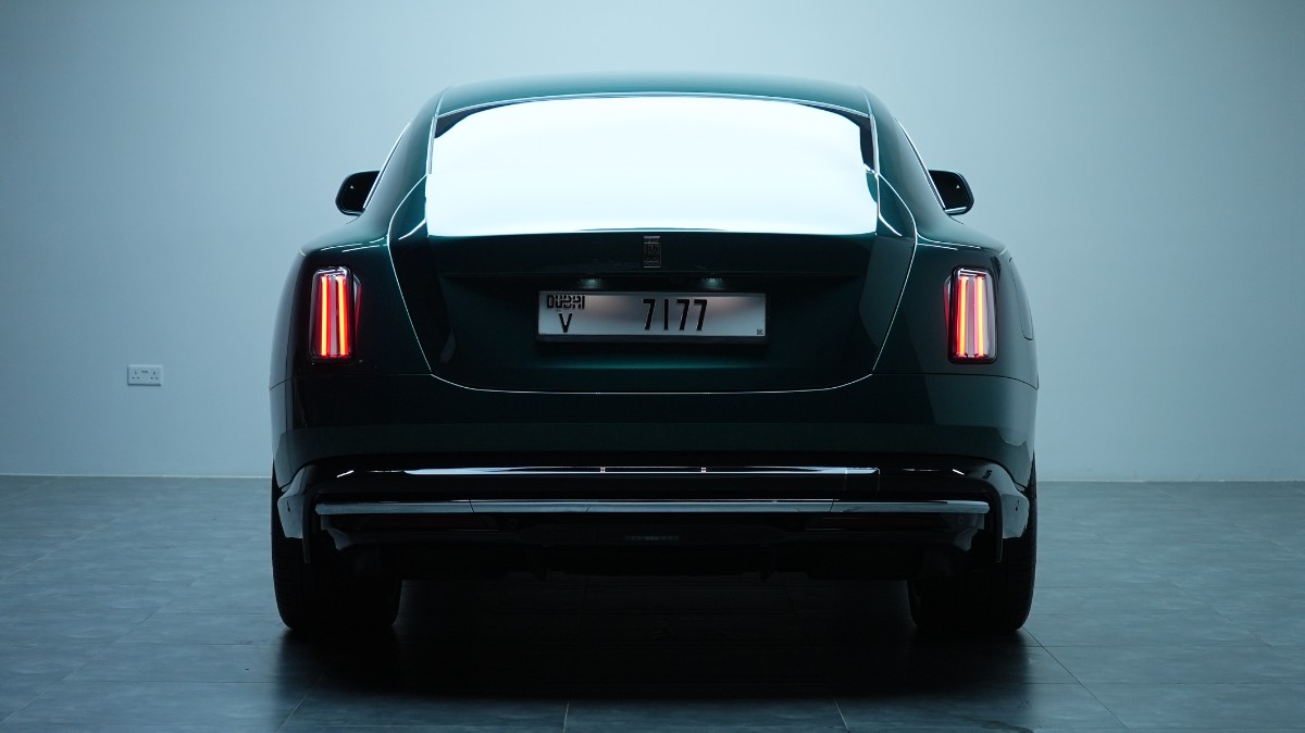 Rolls-Royce Spectre photo 6