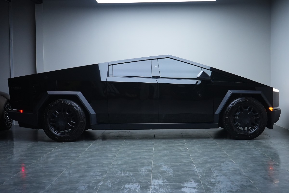Tesla Cybertruck photo 4