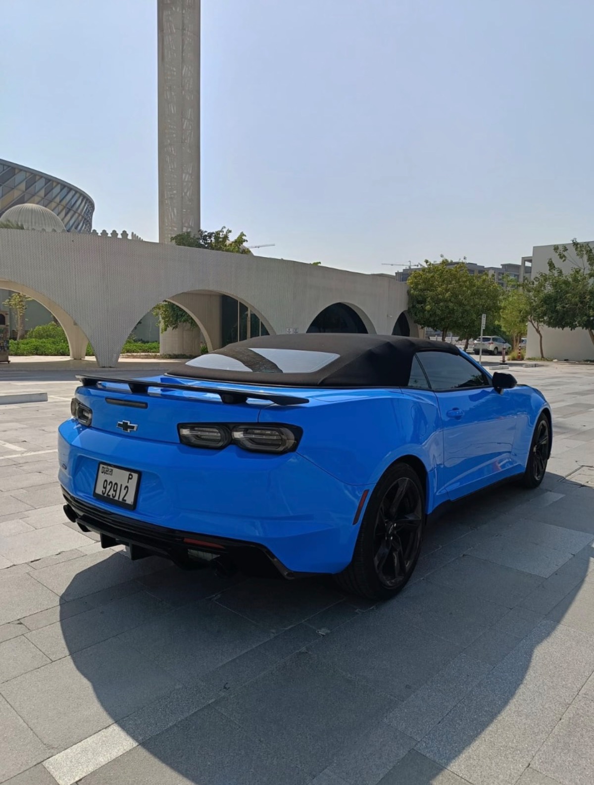 Chevrolet Camaro photo 2