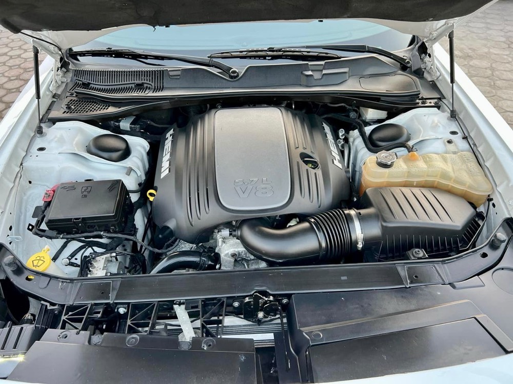 Dodge Challenger 2020 photo 10