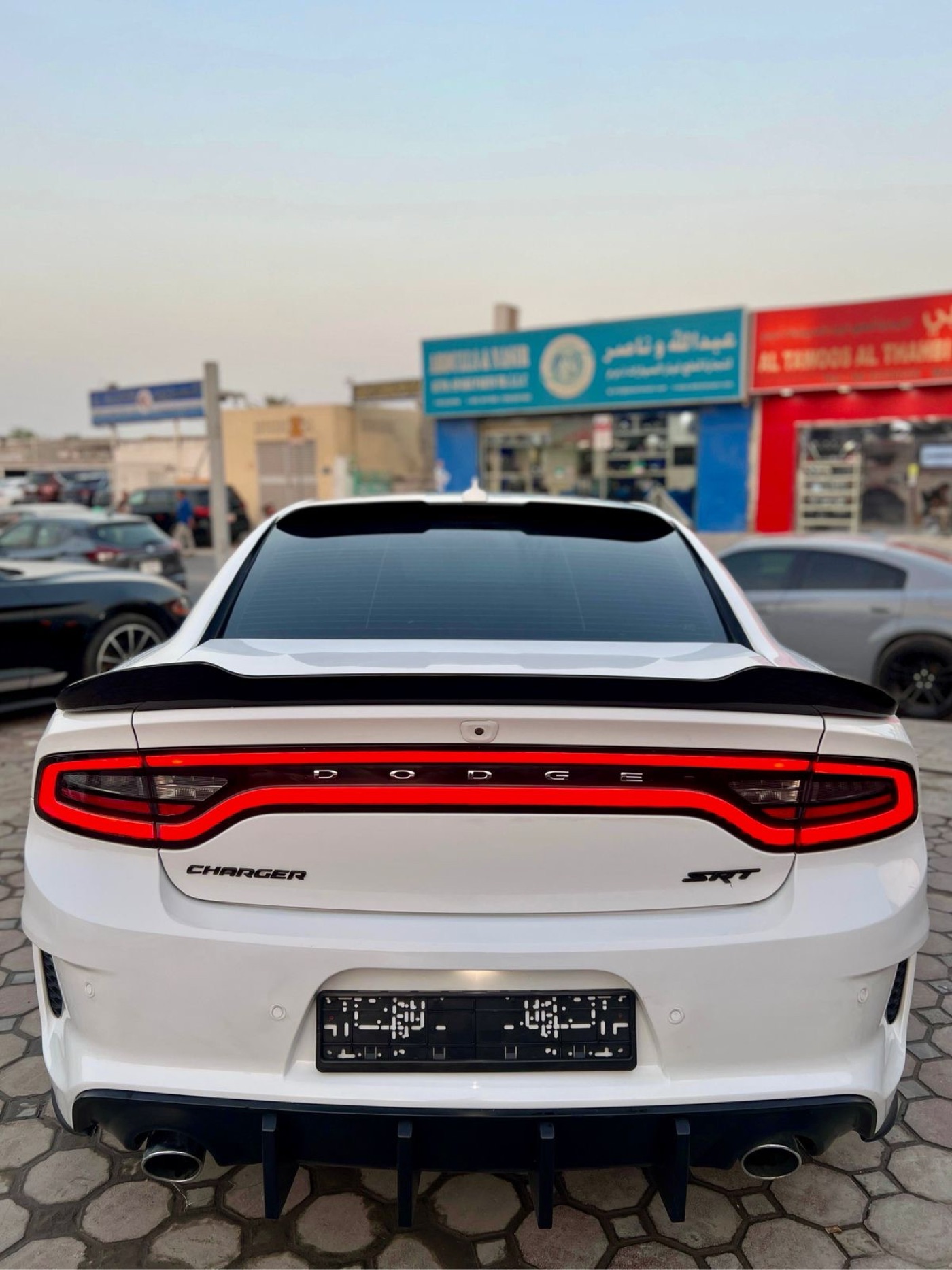 Dodge Charger photo 9