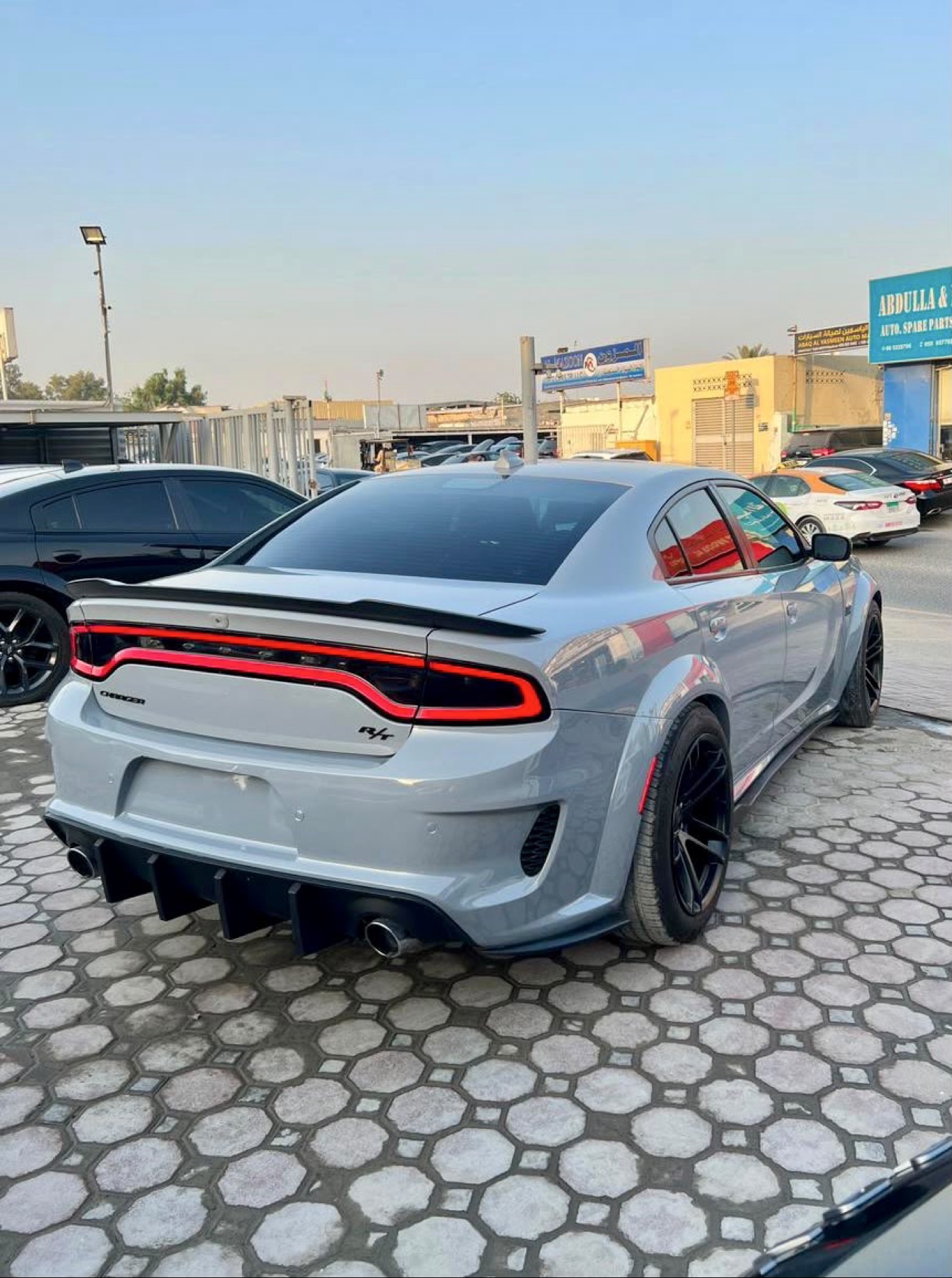 Dodge Charger photo 7