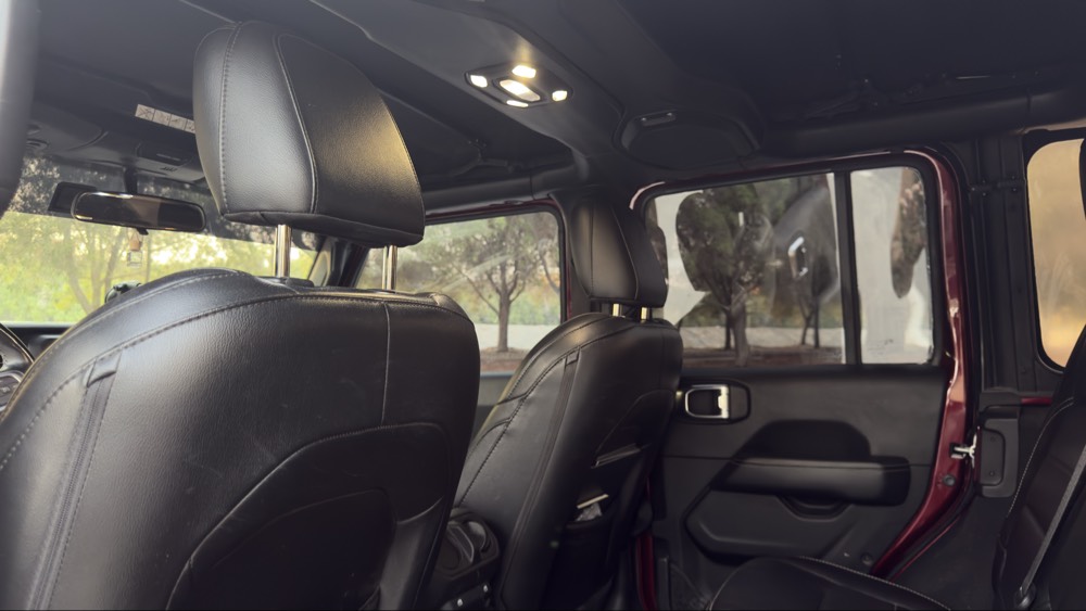 Jeep Wrangler SAHARA  2021 photo 9