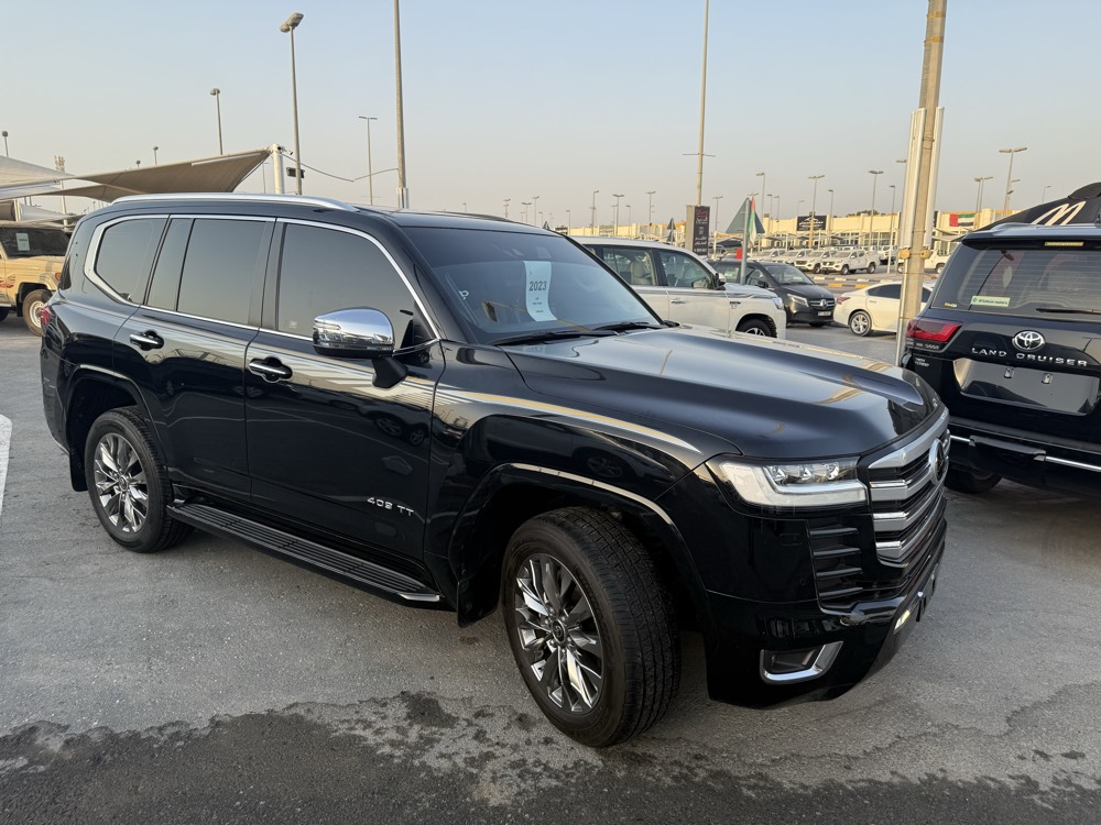 Toyota Land Cruiser 2023 photo 2