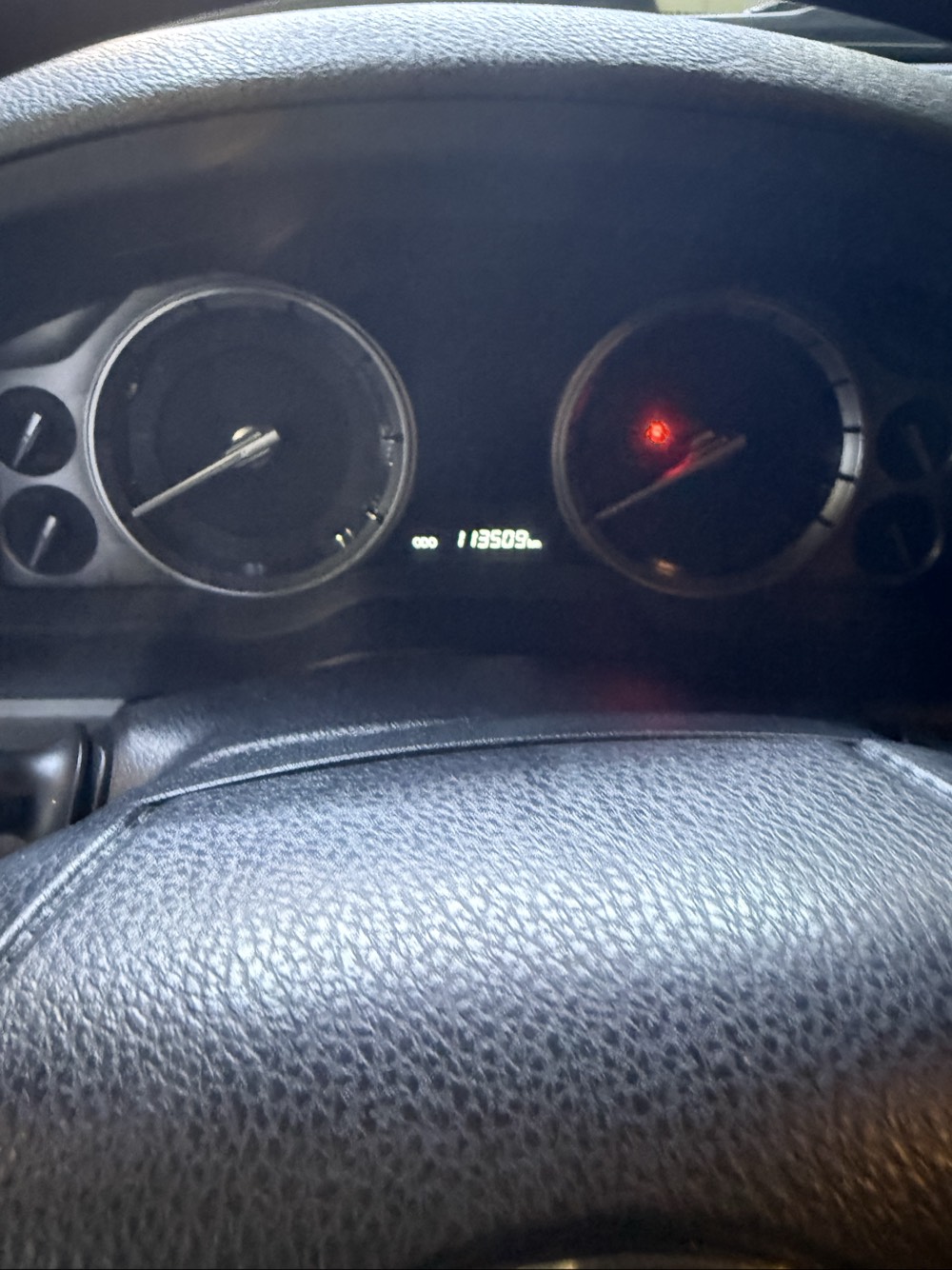 Toyota Land Cruiser GXR V8 2019 photo 8