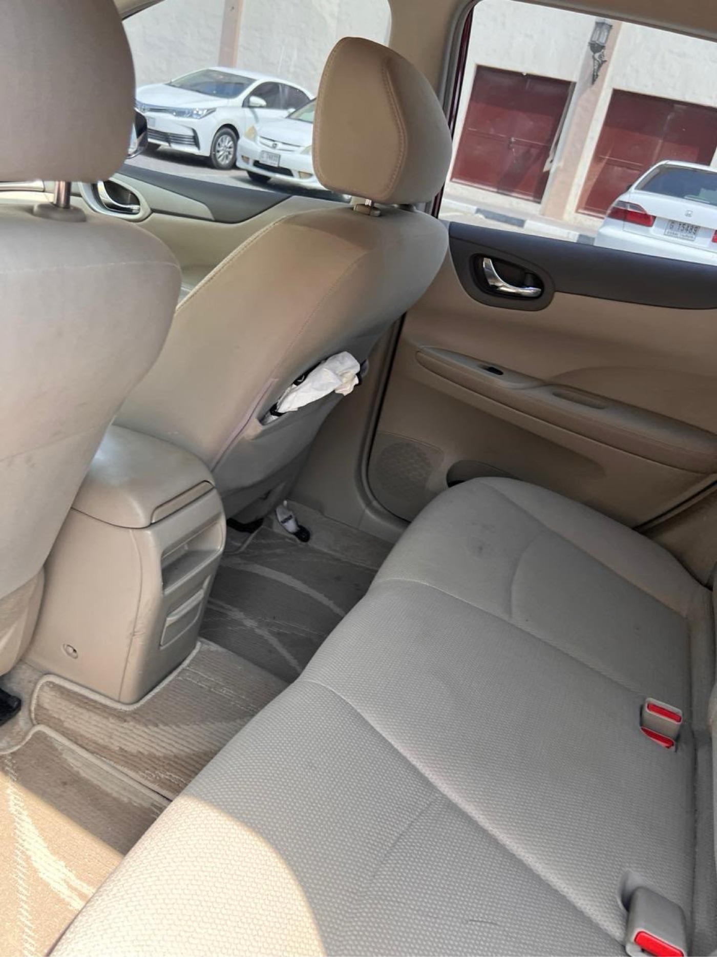 Nissan Tiida photo 6