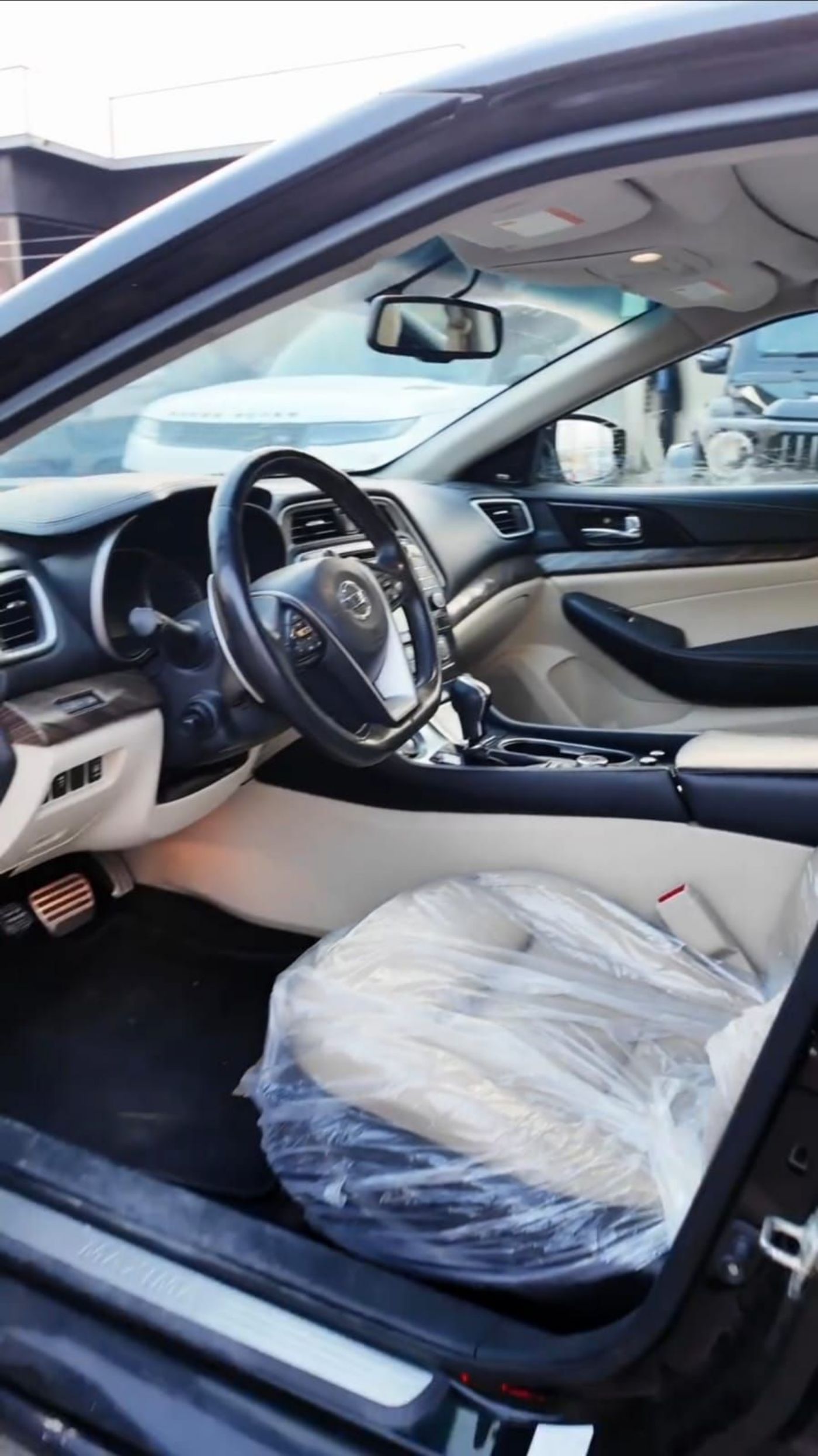 Nissan Maxima photo 9