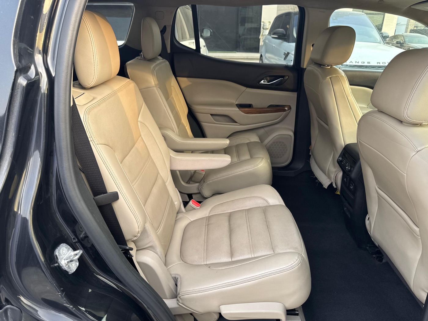 GMC Acadia photo 6