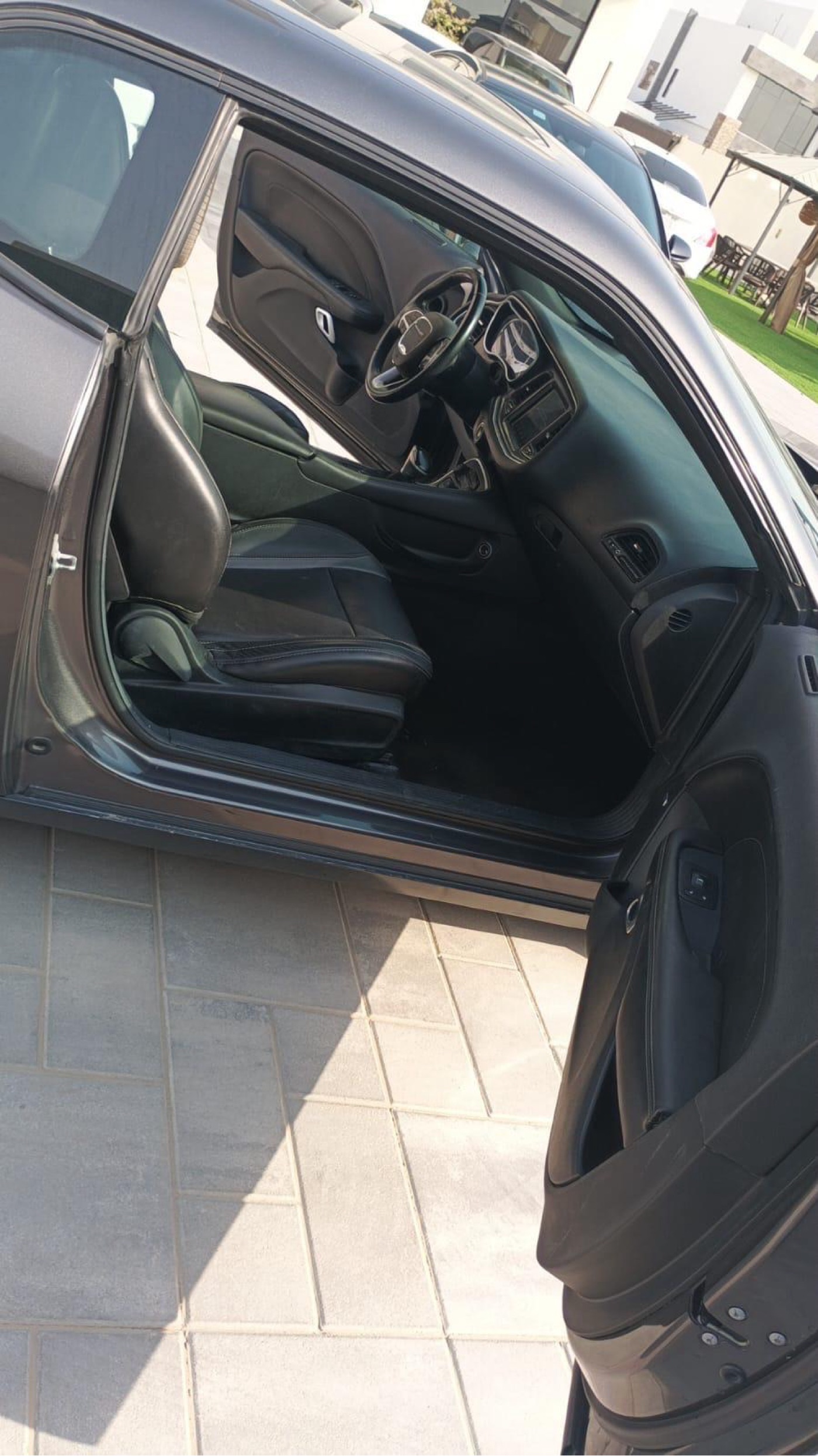 Dodge Challenger photo 10