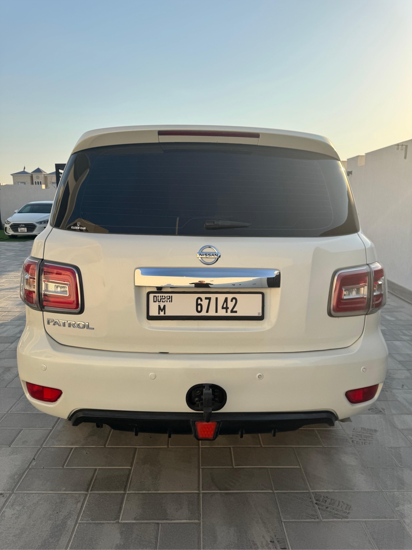 Nissan Patrol photo 2