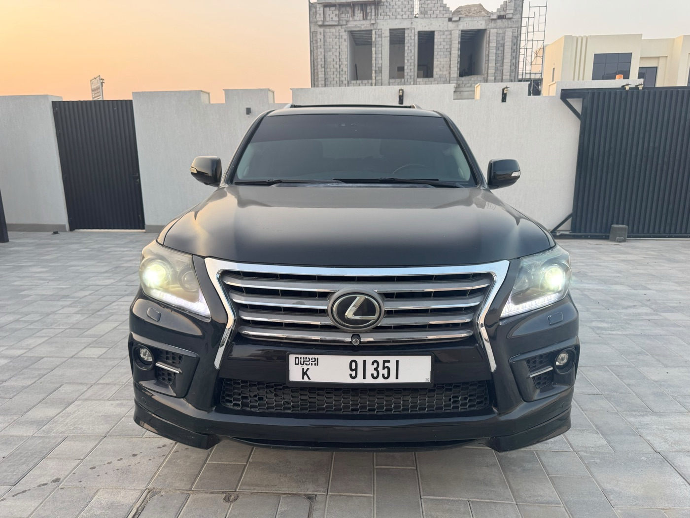 Lexus LX