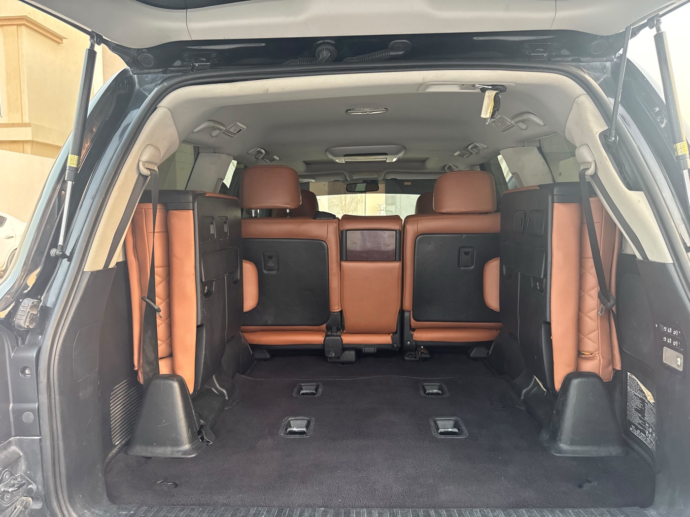 Lexus LX photo 10