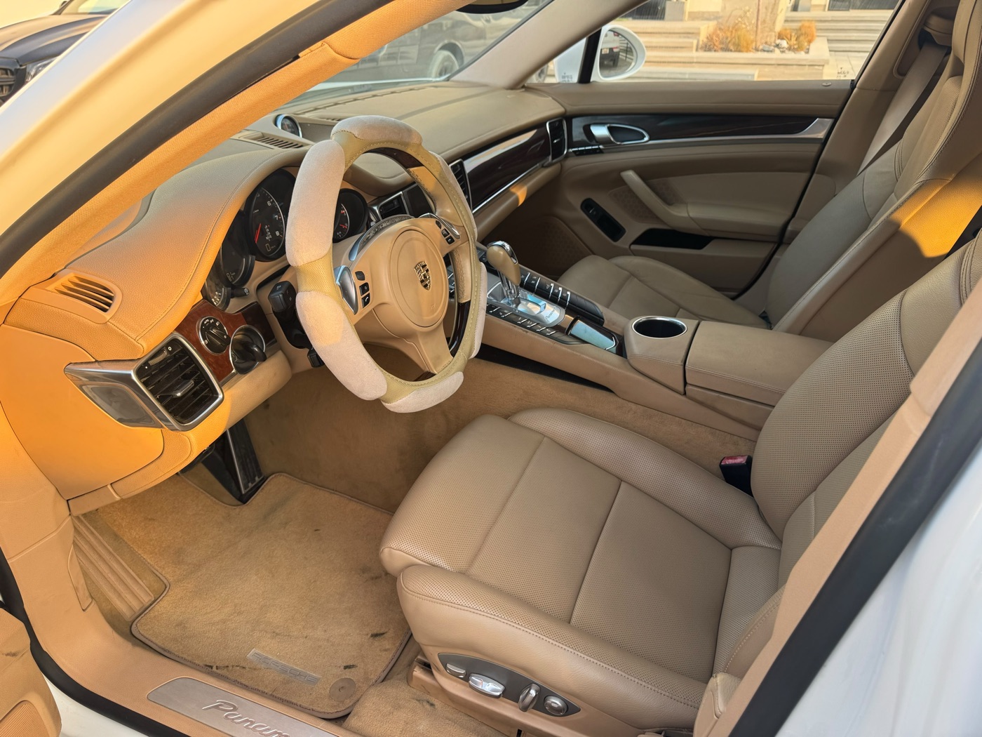 Porsche Panamera photo 4