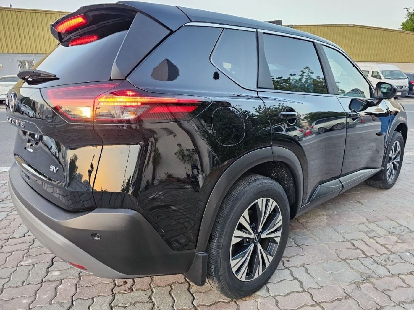 Nissan Rogue photo 6