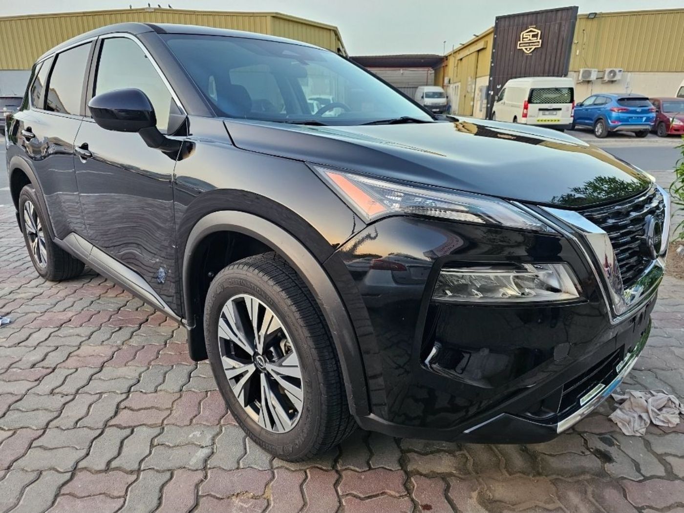 Nissan Rogue photo 8