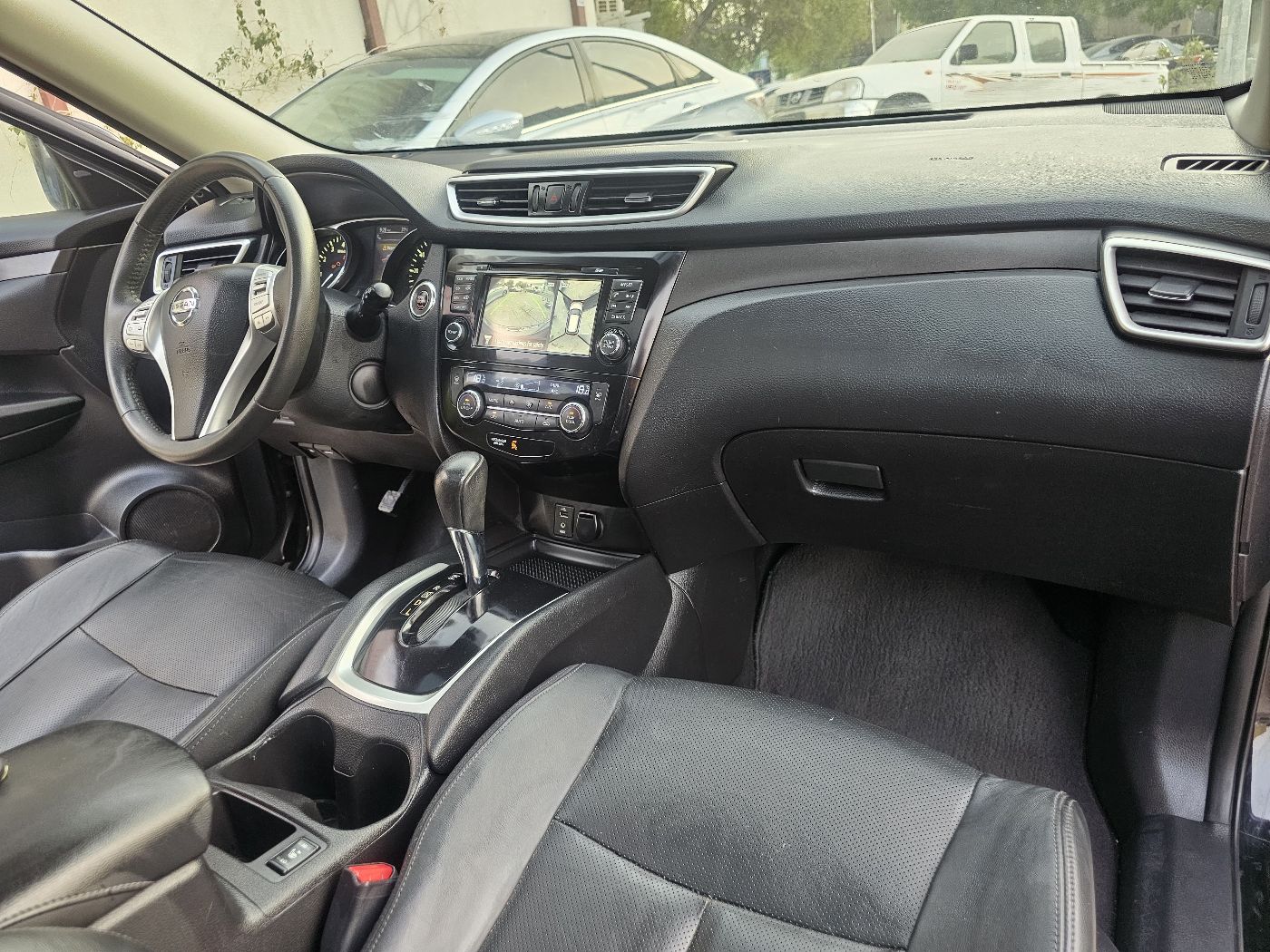 Nissan Rogue photo 6