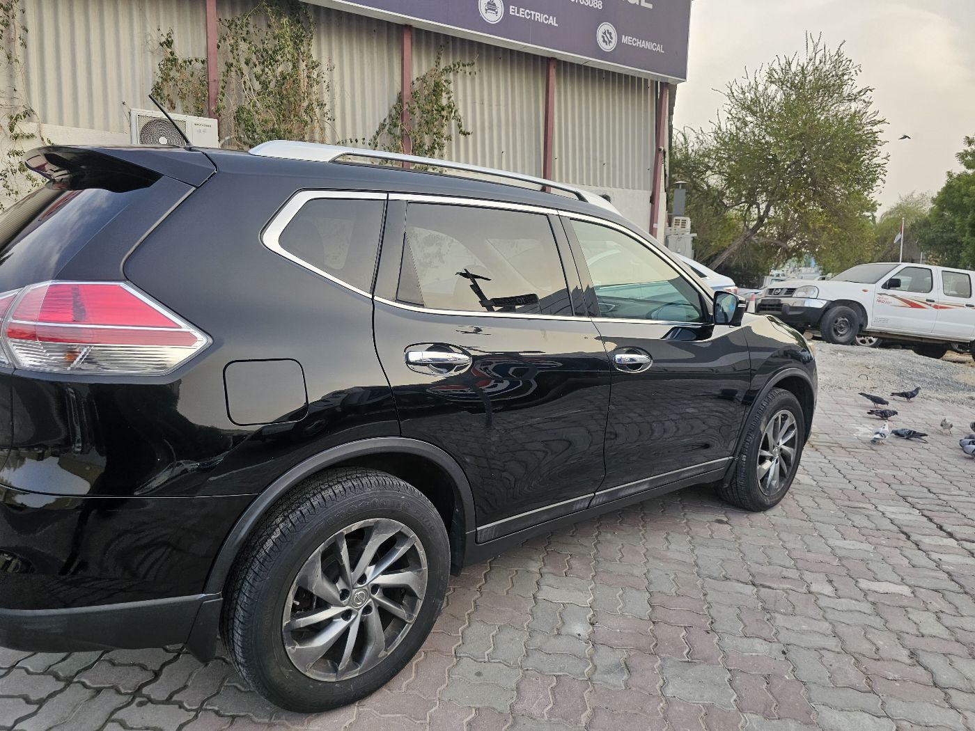Nissan Rogue photo 10