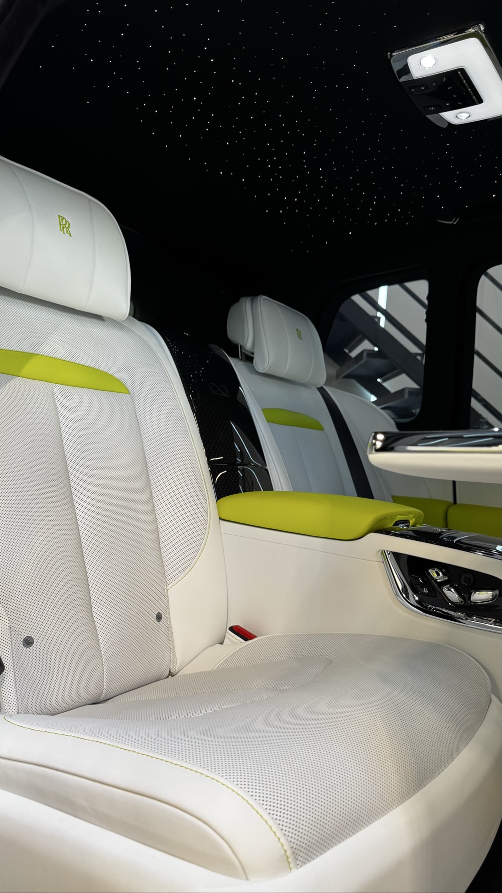 Rolls-Royce Cullinan CULLINAN  2026