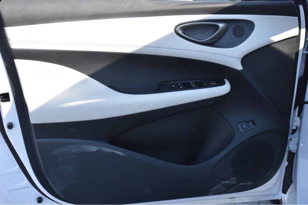 BYD Seal BASE 2025 photo 6