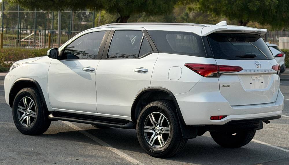 Toyota Fortuner EXR 2023 photo 8