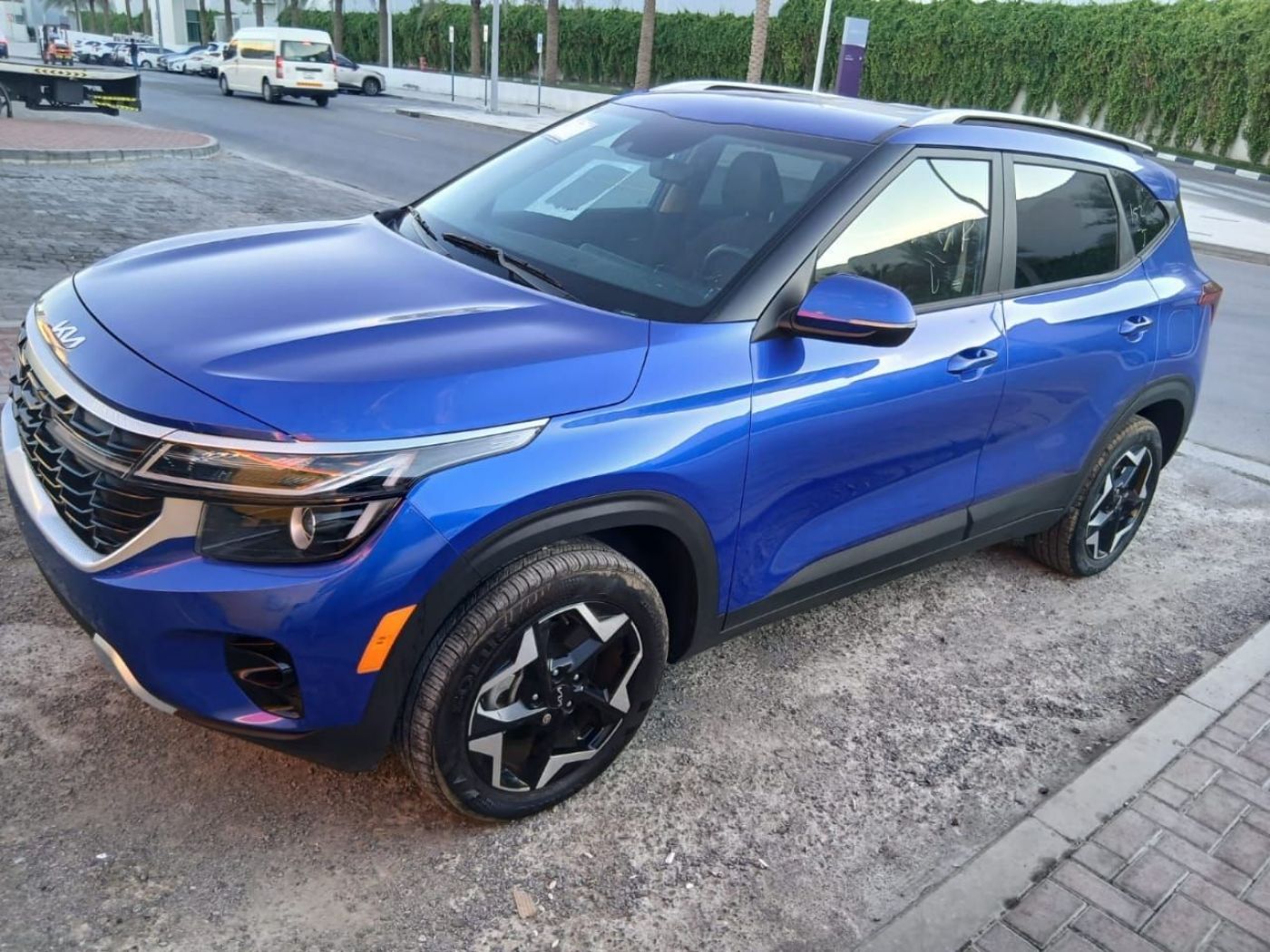 Kia Seltos photo 2