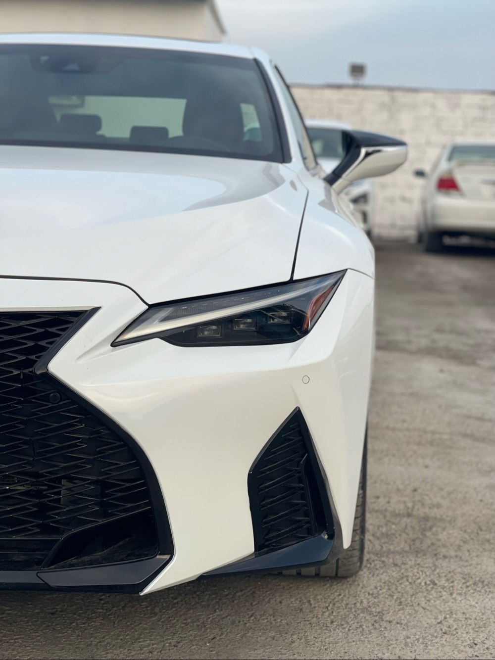 Lexus IS 2024 photo 3