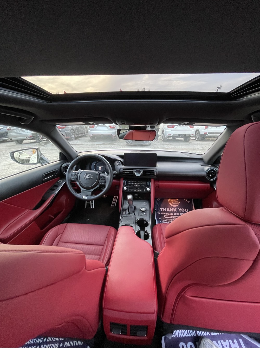 Lexus IS 2024 photo 6