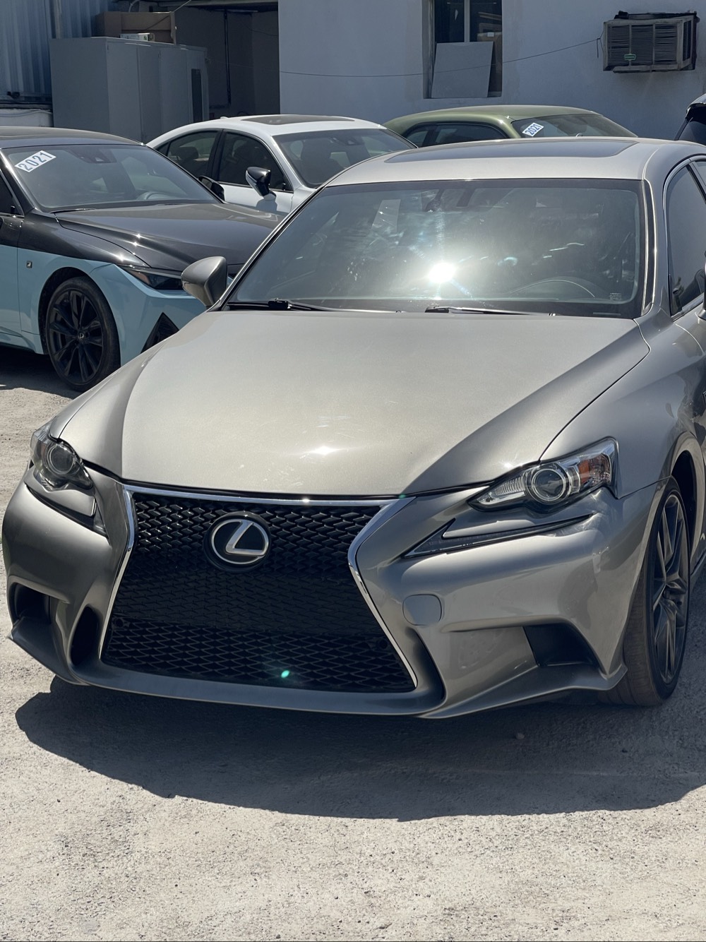 Lexus IS 2016 photo 3