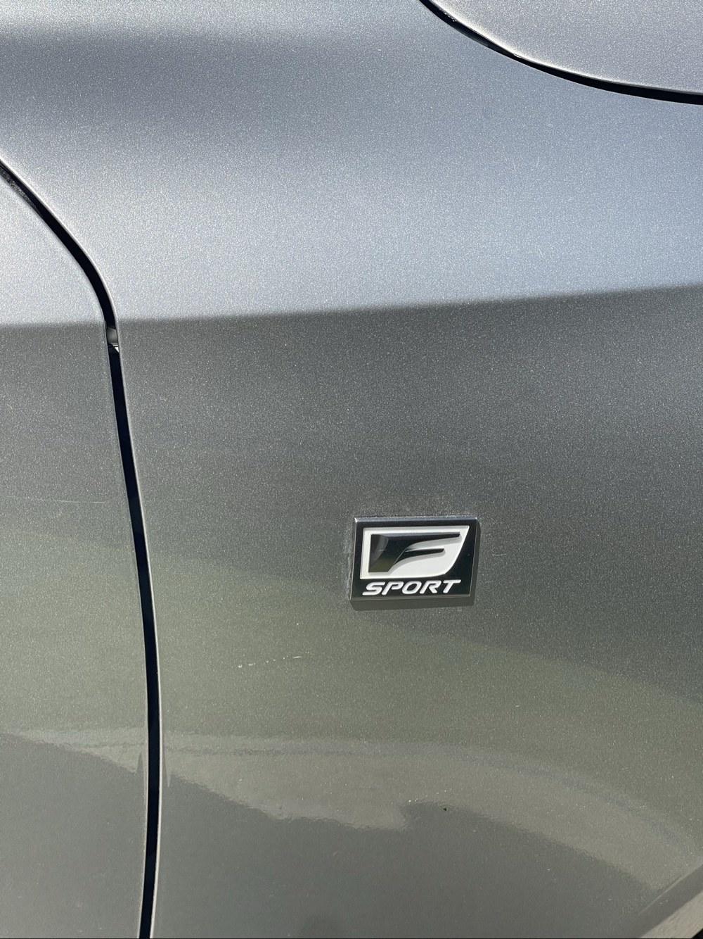 Lexus IS 2016 photo 4
