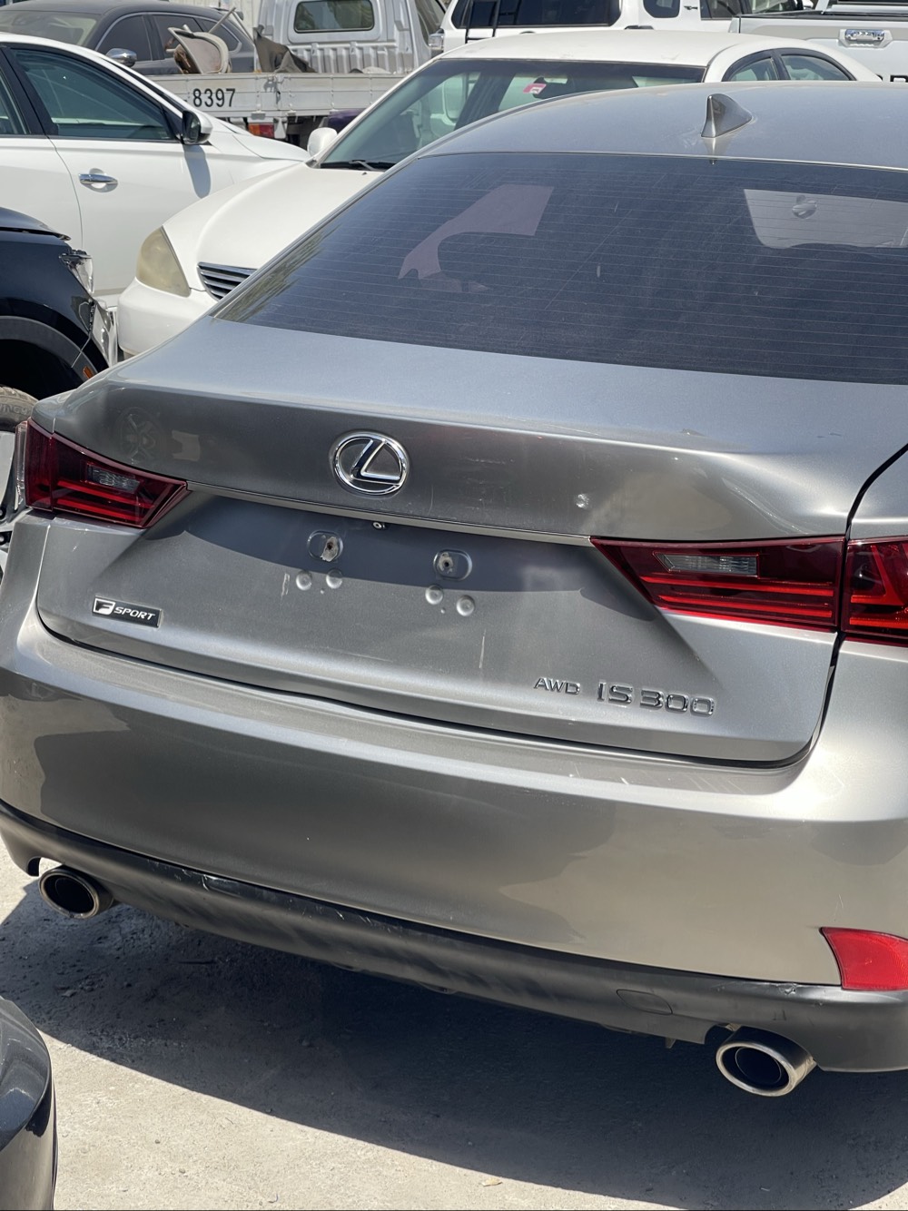 Lexus IS 2016 photo 6