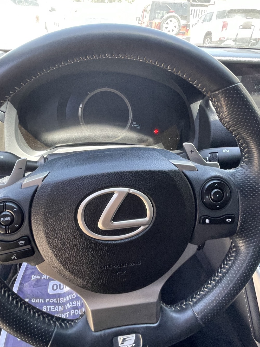 Lexus IS 2016 photo 9