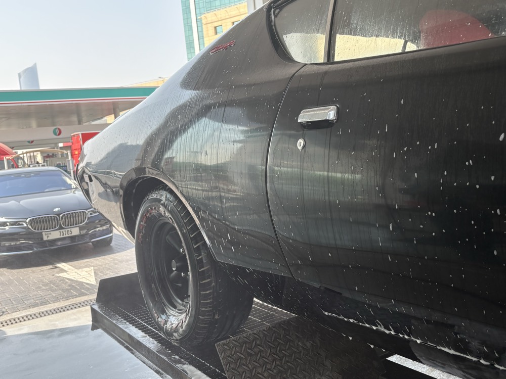 Dodge Charger 1990 photo 4