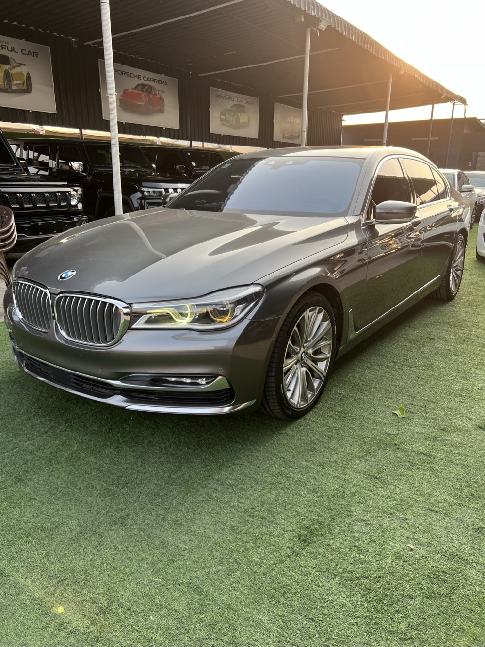 BMW 7 Series 740Li 2017 photo 2