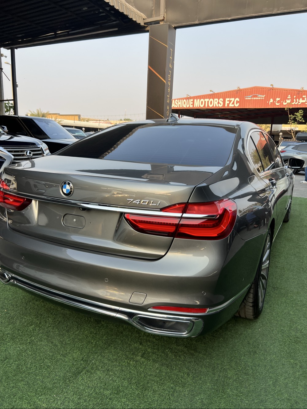 BMW 7 Series 740Li 2017 photo 3