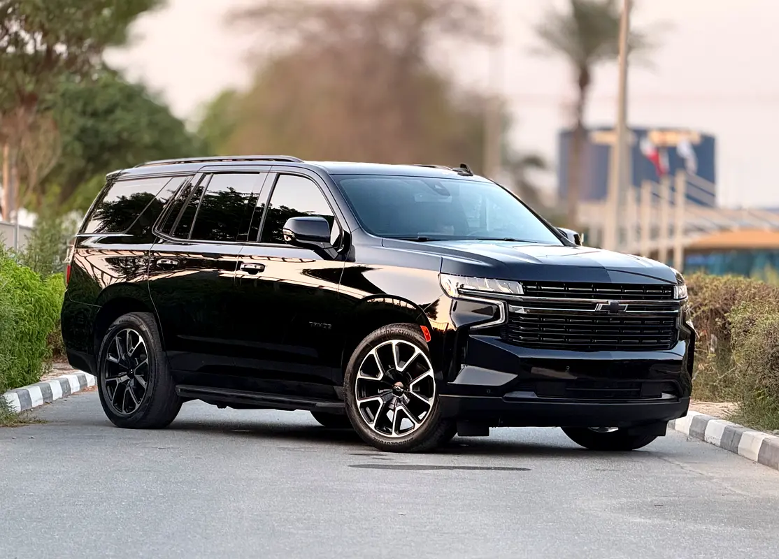 Chevrolet Tahoe RST photo 2