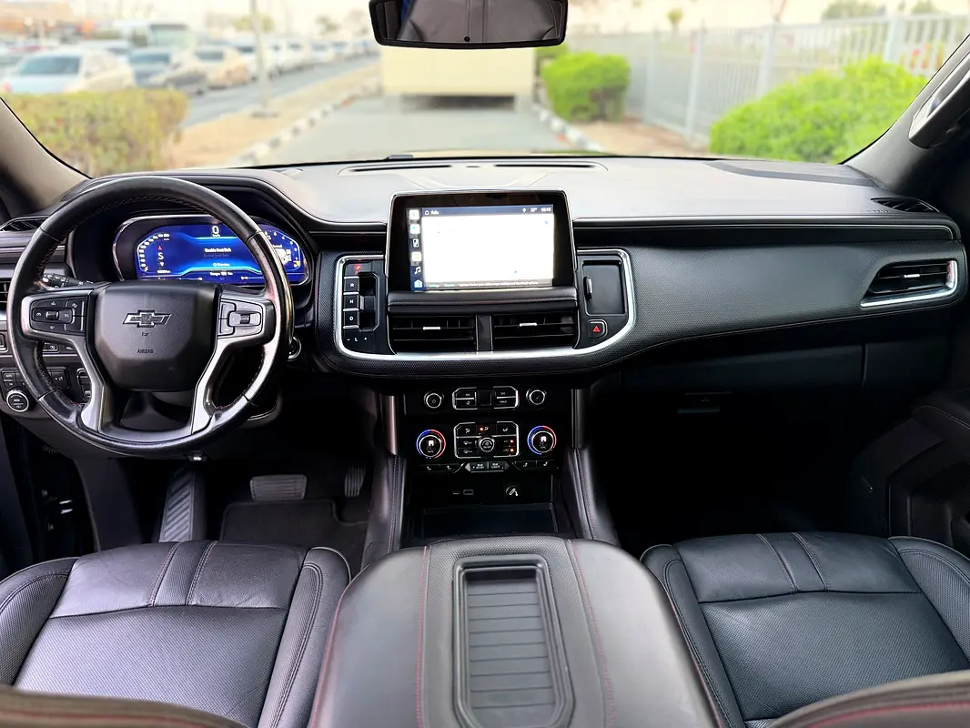Chevrolet Tahoe RST photo 11