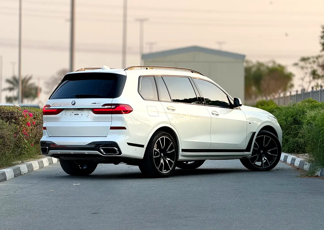 BMW X7 xDrive40i photo 4