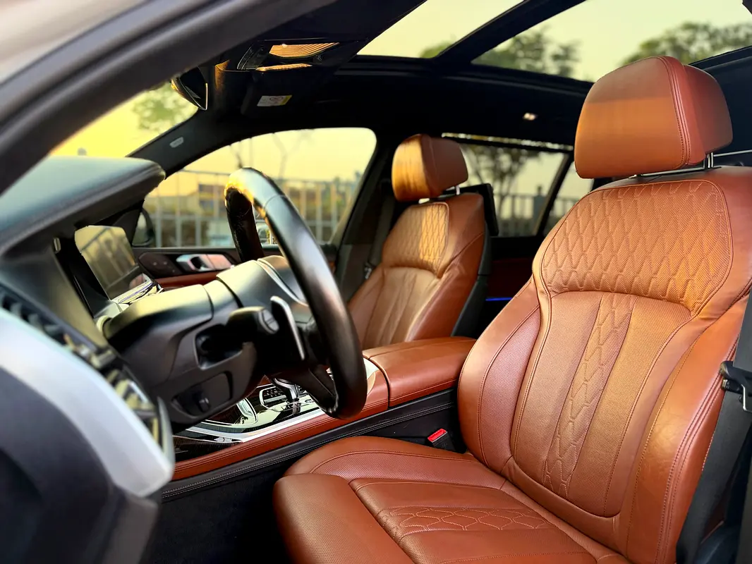 BMW X7 xDrive40i photo 9