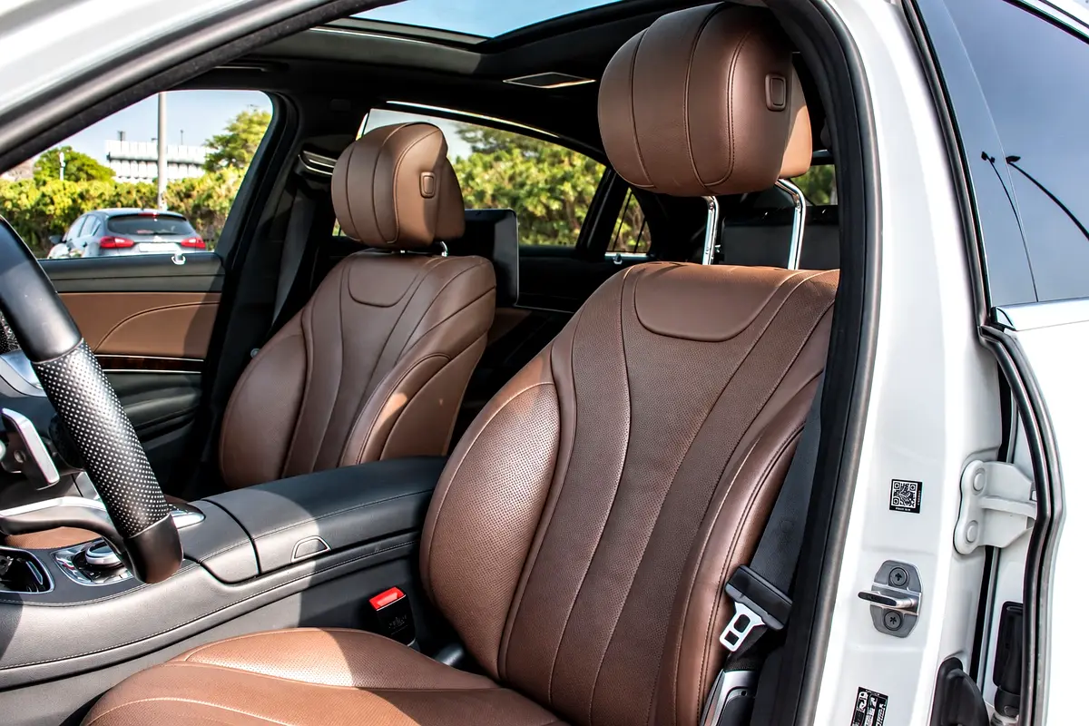 Mercedes-Benz S Class S 320 photo 10