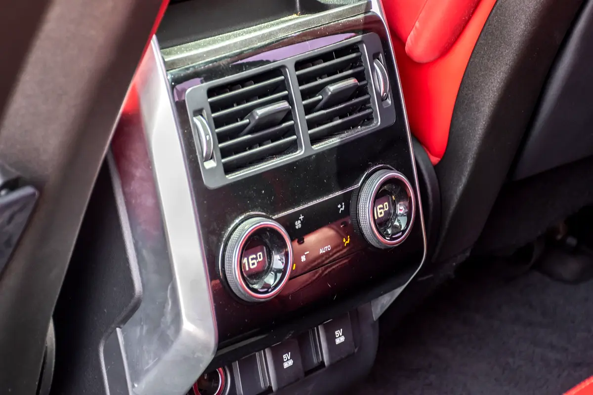 Land Rover Range Rover Sport Supercharged photo 9