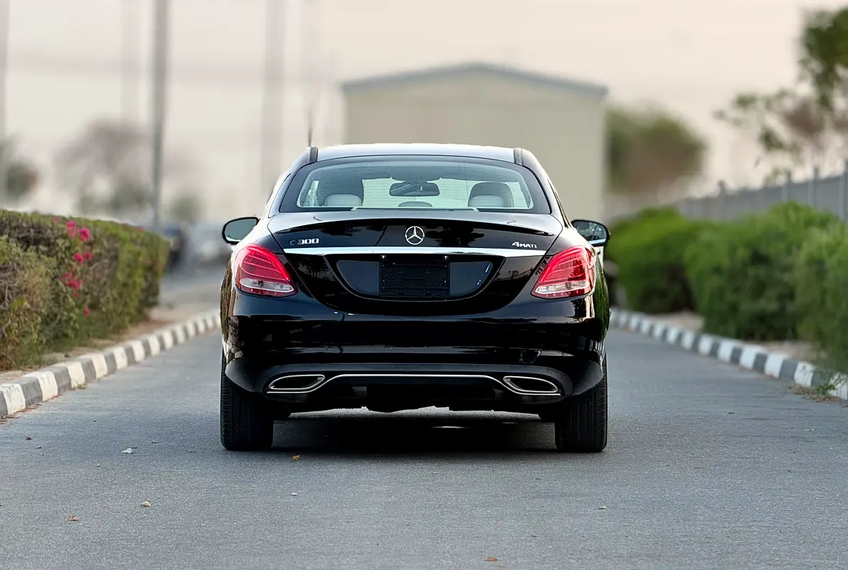 Mercedes-Benz C Class photo 4